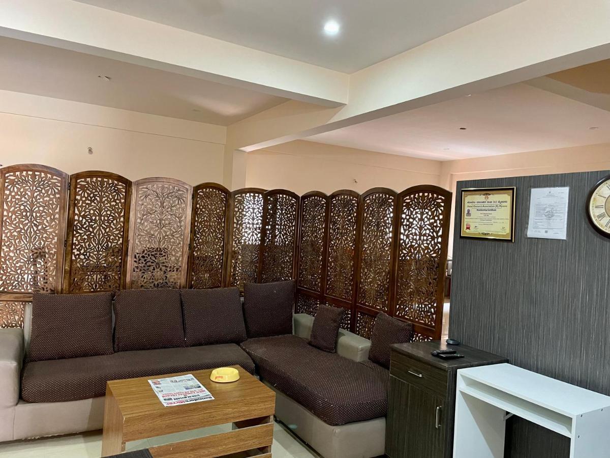 The Inn Mysore Extérieur photo